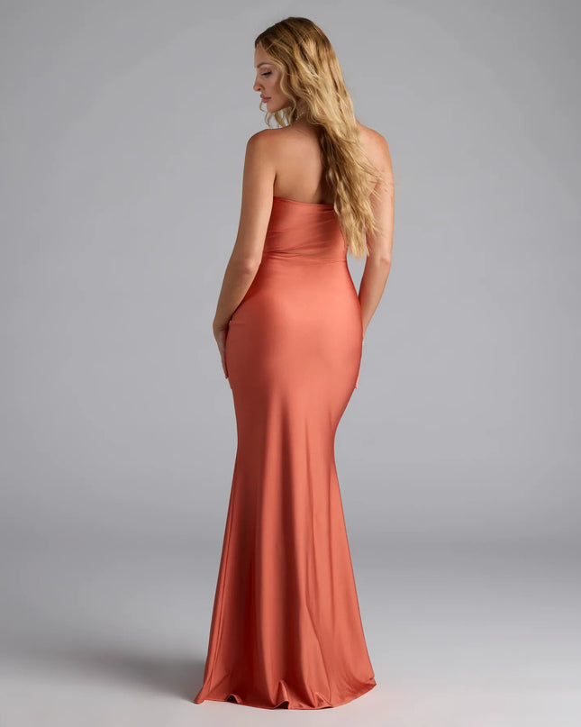 Own the spotlight in the Cheryl Strapless Slit Mermaid Formal Dress, a rust formal dress crafted to deliver luxe style for weddings, Military Balls, or Prom 2026.