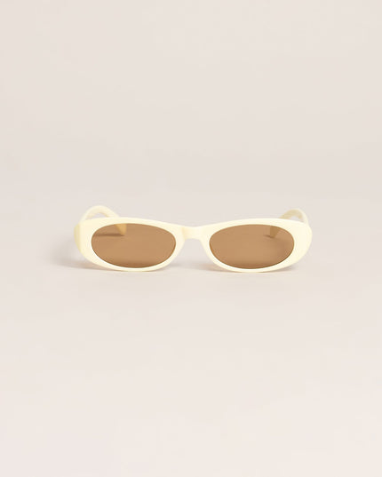 Sleek Retro Vibe Oval Sunglasses