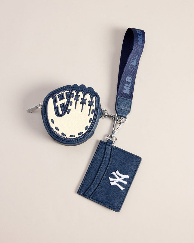 City Chic NY Yankees Wristlet Wallet