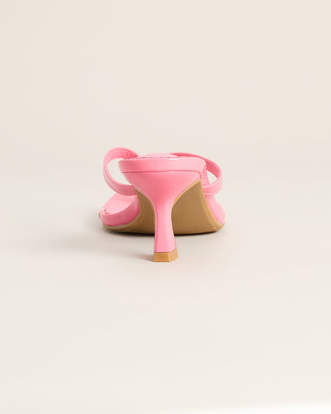 Chic On Schedule Thong Heels