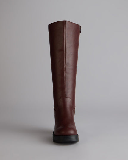 Style made simple with the Steppin Up Block Heel Knee High Boots in wine, trendy women’s shoes that take your outfit from basic to bold in one step.